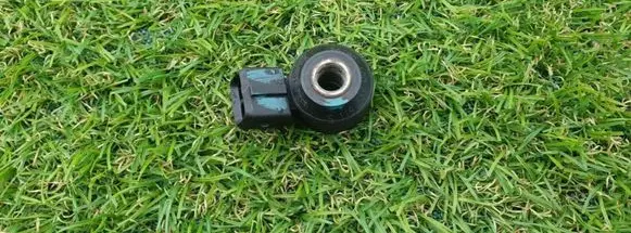 Nissan Note (E11) Detonation knock sensor S119337001
