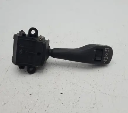 BMW 5 E39 Wiper control stalk 8363664 01204000