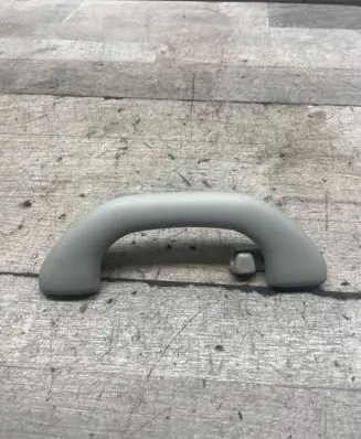 Volkswagen PASSAT B7 Front interior roof grab handle 1K0857607