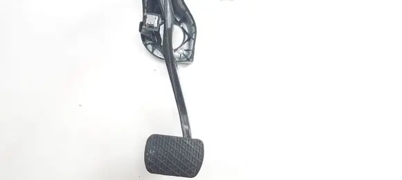 Mercedes-Benz C AMG W204 Brake pedal PP204292022 PA66GF25