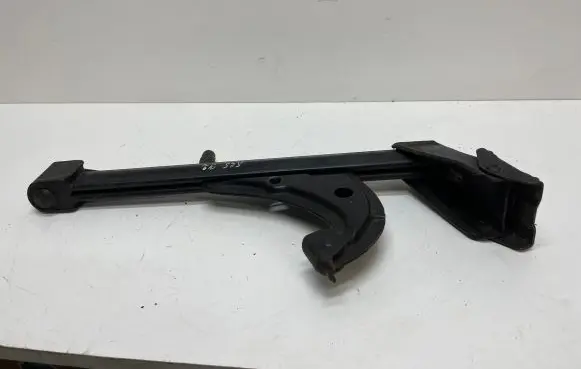 BMW 5 E34 Lift Jack 7112109241