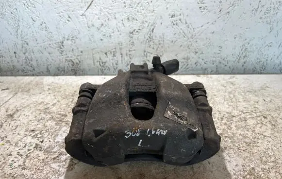 Peugeot 308 Front brake caliper