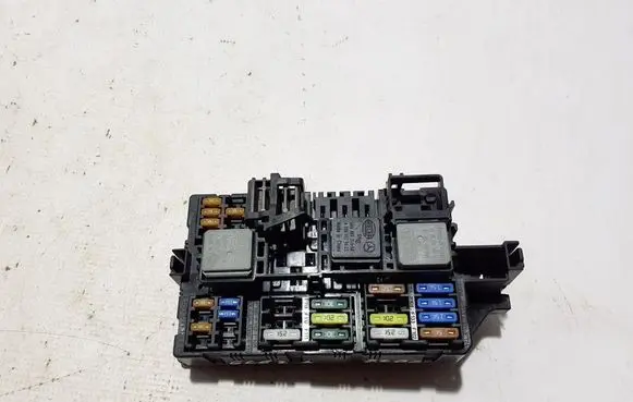 Mercedes-Benz GLE W167 Fuse module A1679067303