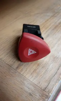 Renault Master II Hazard light switch DF32524