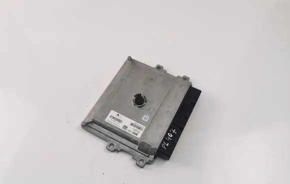 Dacia Sandero Engine control unit/module 237109221R