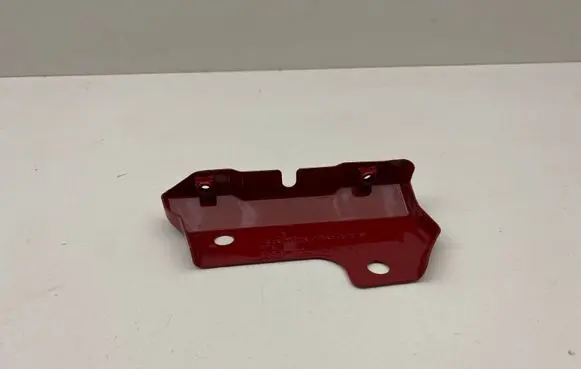 Volkswagen Caddy Fender mounting bracket 2K5810334