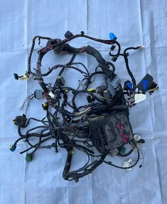 Fiat 500 Fuse box set 00518697530 90000102L9