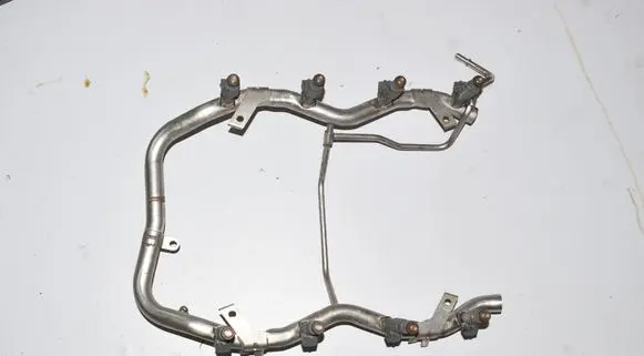 BMW X5 E53 Fuel main line pipe 1707843 1437443
