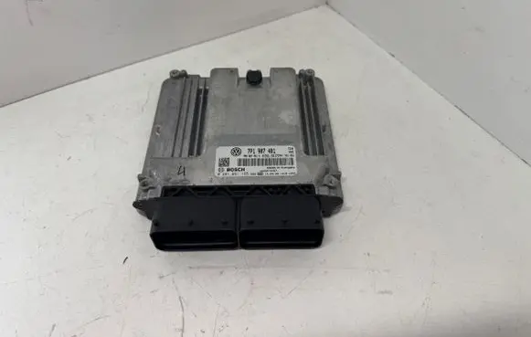 Volkswagen Touareg II Engine control unit/module 7P1907401
