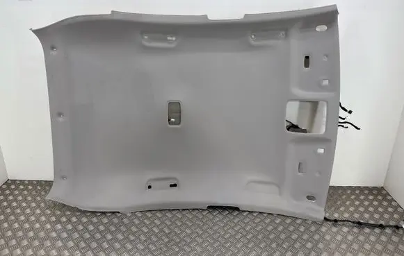 KIA Xceed Headlining