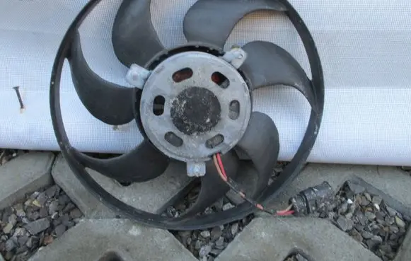 Skoda Octavia Mk2 (1Z) Fan set 1K0959455R