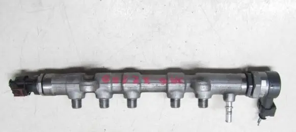 Jaguar XE Fuel main line pipe 0445214332