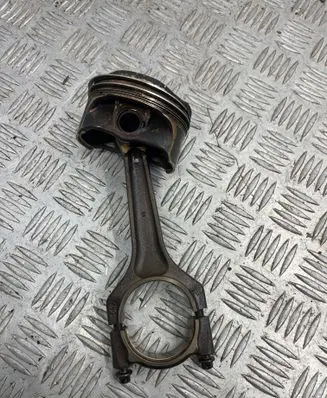BMW 1 E81 E87 Piston with connecting rod 