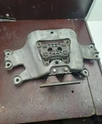 Audi A6 S6 C6 4F Gearbox mounting bracket 4F0399263