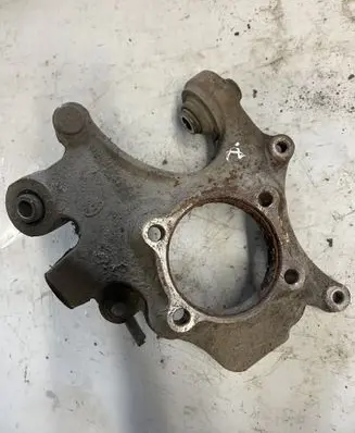 Hyundai Santa Fe Rear wheel hub spindle/knuckle 