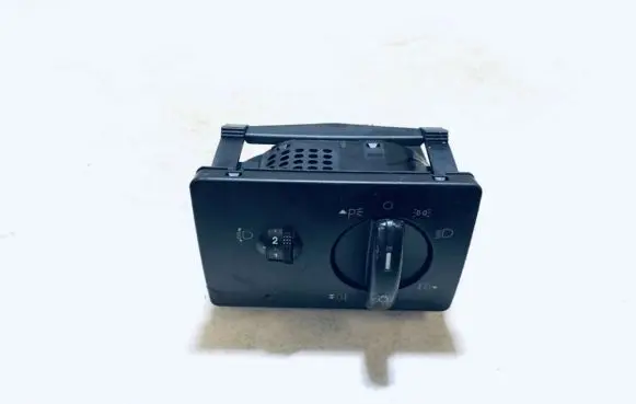 Ford Focus Light switch 6m5t13a024ma 04059765
