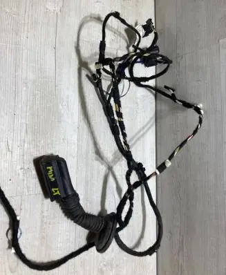 Mini One - Cooper F56 F55 Rear door wiring loom 6809532