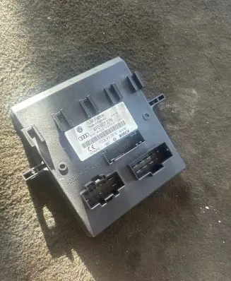 Audi A6 S6 C6 4F Comfort/convenience module 4F0907279 F005V00619