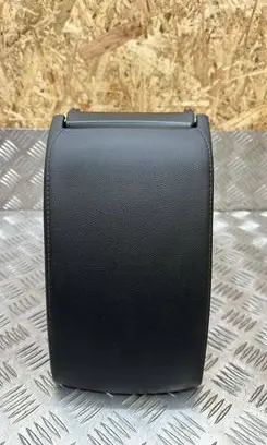 Skoda Octavia Mk3 (5E) Armrest 5E0864207