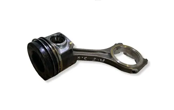 Audi A5 8T 8F Piston with connecting rod