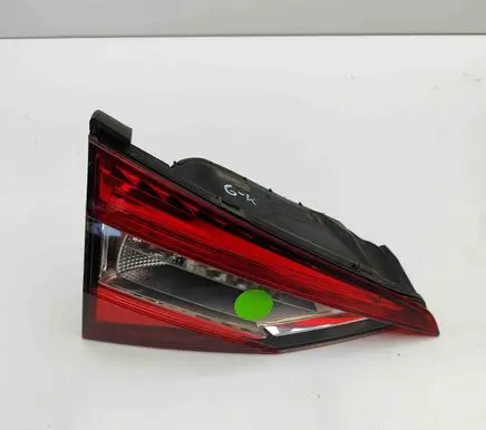 Skoda Superb B8 (3V) Tailgate rear/tail lights 3V5945307B 3V5945307C