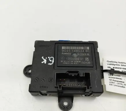Volvo V70 Door control unit/module 1002299901