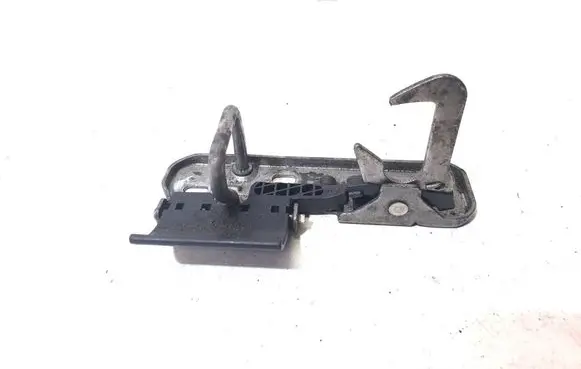 Volkswagen PASSAT B7 Engine bonnet (hood) release handle 