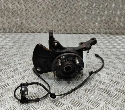 Hyundai i40 Front wheel hub 517163Z000
