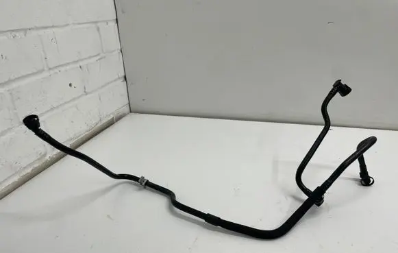 Breather/breather pipe/hose