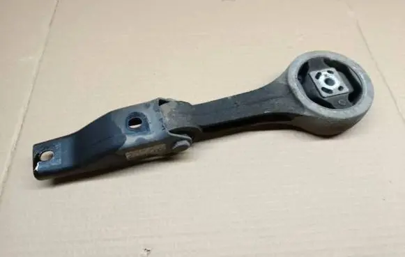 Audi A1 Gearbox mounting bracket 6R0199851 3318240