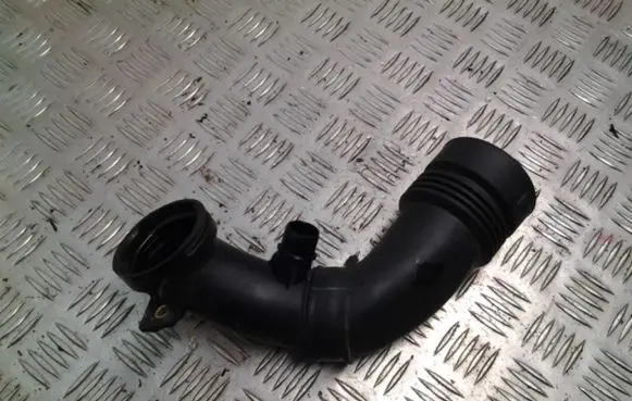 Citroen Berlingo Air intake hose/pipe 9684362180