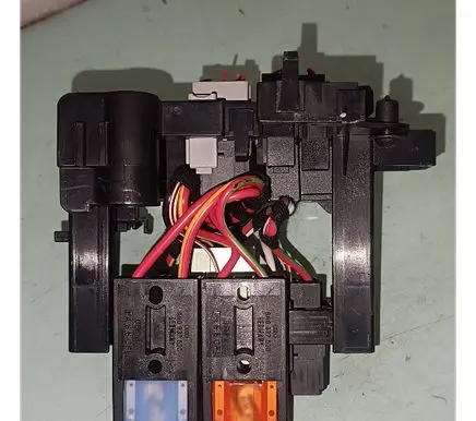 Audi A6 S6 C7 4G Relay mounting block 4g2937503a