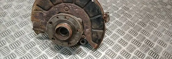 Volkswagen PASSAT B7 Front wheel hub spindle knuckle