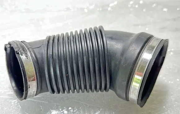 Audi A6 S6 C6 4F Air intake hose/pipe 4F0129615G