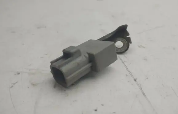 Lexus GS 300 350 430 450H Sensor 9098004190