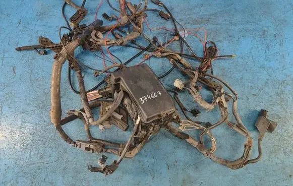 Toyota Prius (XW30) Fuse 8274175010