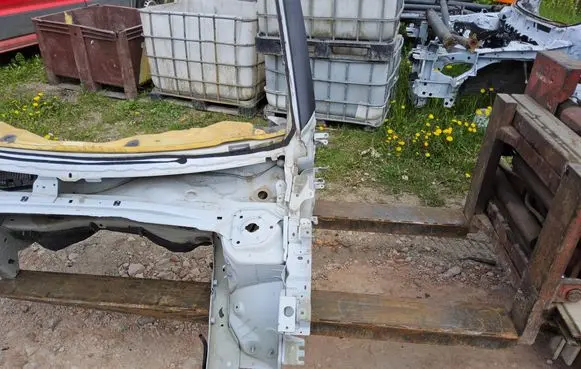 Citroen C4 III e-C4 Front quarter panel