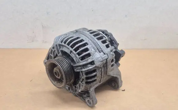 Audi A6 S6 C5 4B Generator/alternator 078903016AB 0124525008