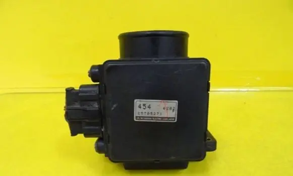 Mitsubishi Colt Mass air flow meter E5T05271
