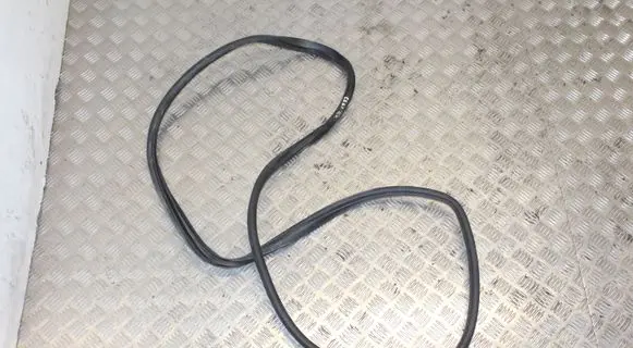 KIA Ceed Rear door rubber seal (on body) 