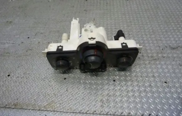 Renault Modus Climate control unit