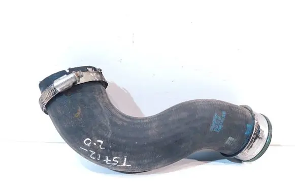 Volkswagen Transporter - Caravelle T5 Intercooler hose/pipe 7E0145709