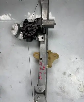 Renault Clio IV Front door electric window regulator 807205569R 250120171724