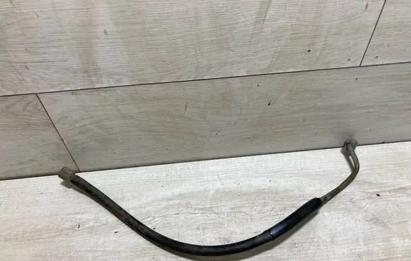 Mercedes-Benz SL R129 Fuel line pipe