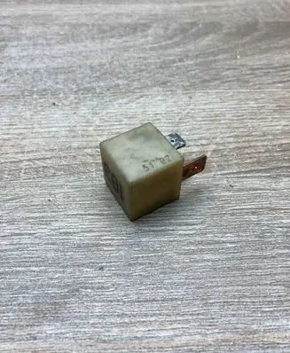 Volkswagen Golf IV Other relay 357911253