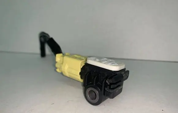 Nissan Juke I F15 Airbag deployment crash/impact sensor 988301EA0A