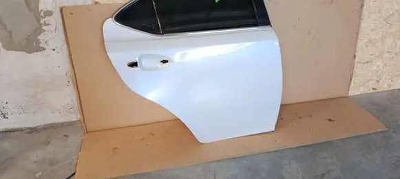 Lexus IS 220D-250-350 Rear door 6700353040