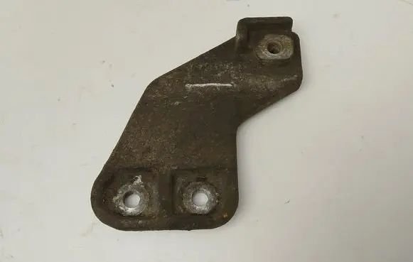 Mitsubishi Colt A/C compressor mount bracket MR568991