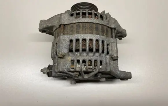 Nissan Almera Tino Generator/alternator 23100BU010 LR180762 23100