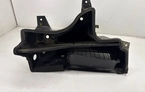 Alfa Romeo Stelvio Air filter box cover 50564086
